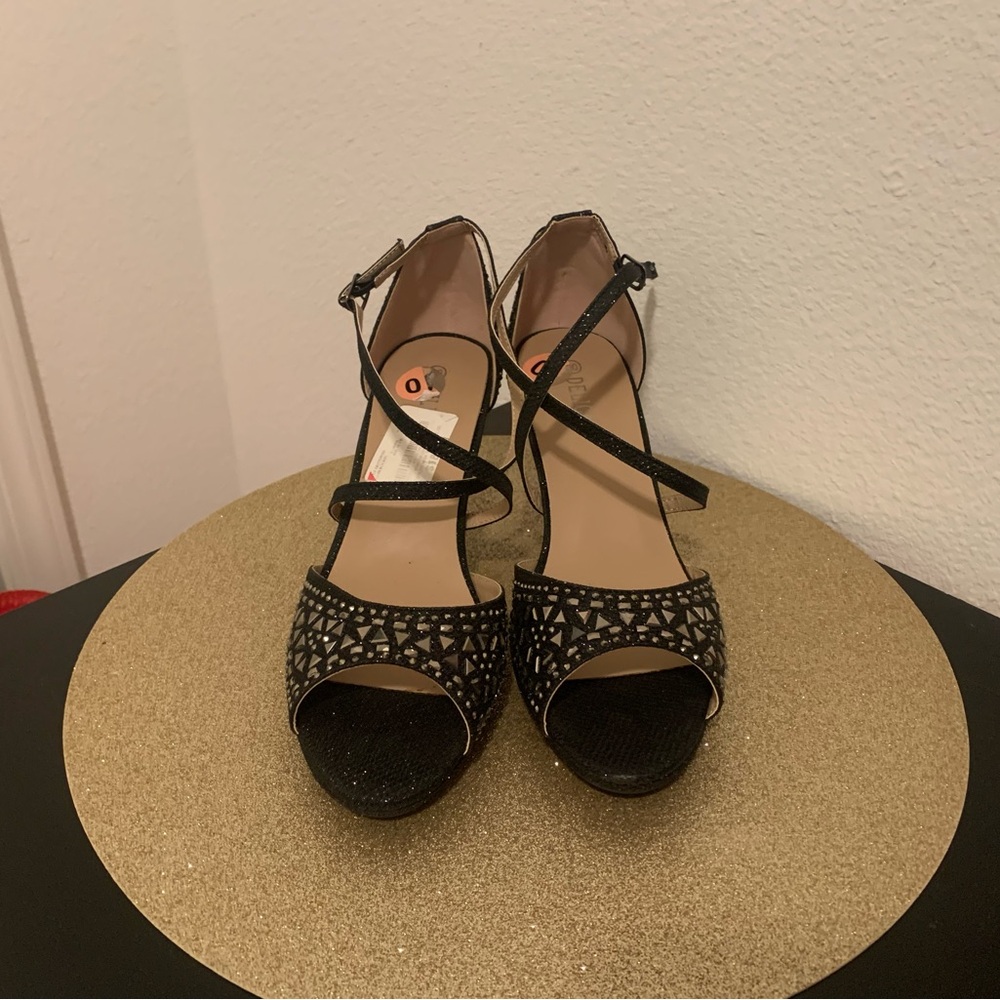 Elegant Black Strappy Heels